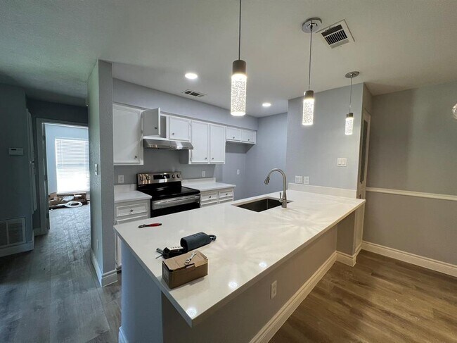 Foto del edificio - 10616 Mellow Meadow Dr