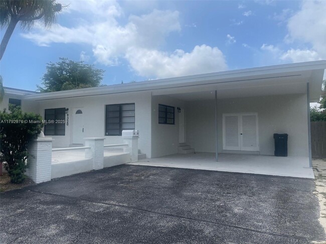 Building Photo - 9320 SW 125th Terrace