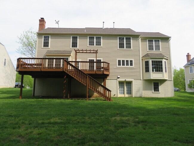 Foto del edificio - 12511 Woodbridge Ct
