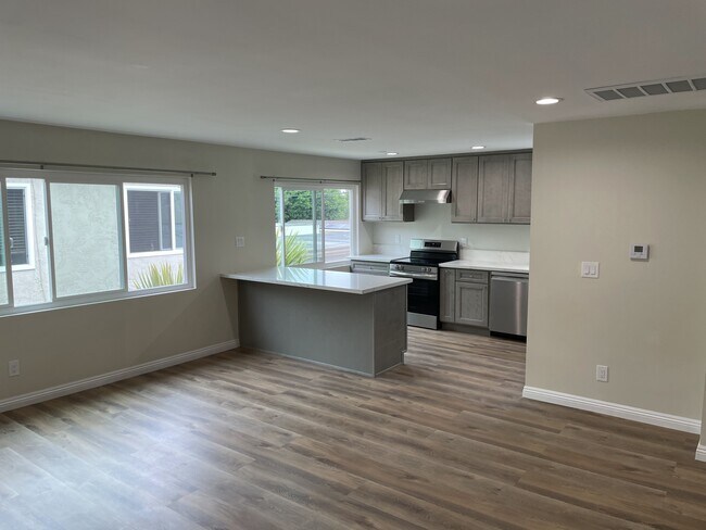 Foto del edificio - 3671 Howard Ave