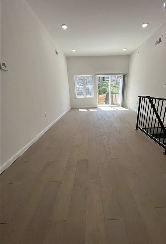 Building Photo - 2632 Manton St