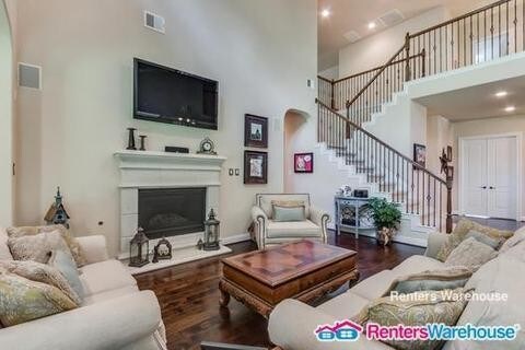 Building Photo - 2611 Silverstone Way