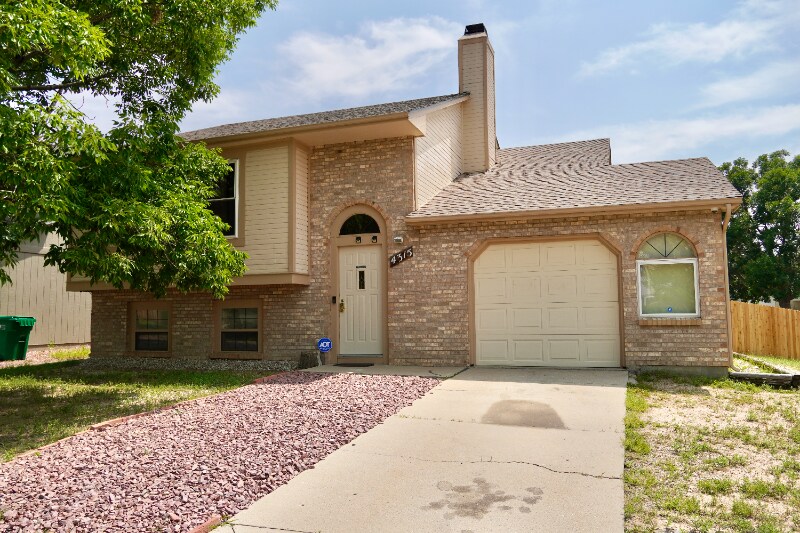 Photo - 4315 Fletcher Dr (Colorado Springs, CO)