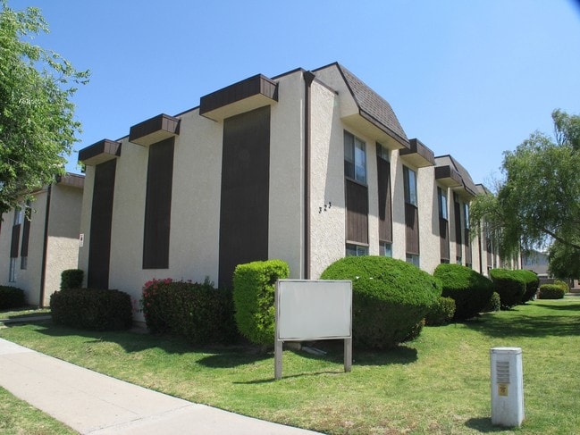 Building Photo - Lolita Apartments