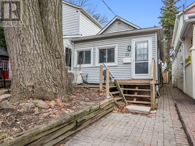 Building Photo - 23 Kenworthy Ave