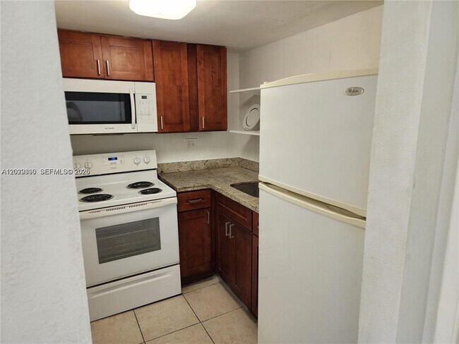 Foto del edificio - 241 SE 9th Ave