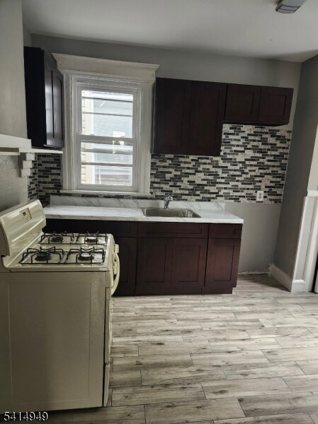 Foto del edificio - 296 S 19th St