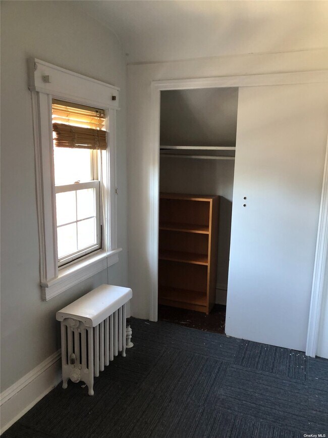 9109 97th St Unit 3FL, Queens, NY 11421 Room for Rent in Queens, NY