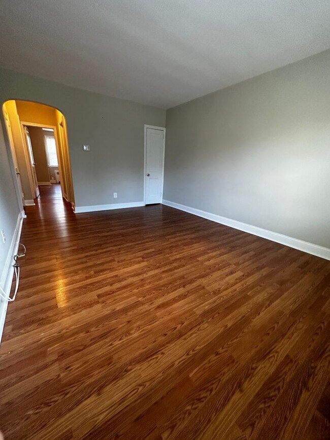 Foto del edificio - Beautiful 1 Bedroom 1 Bath Apartment in Dr...