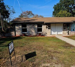 Building Photo - 38413-38415 13th Ave