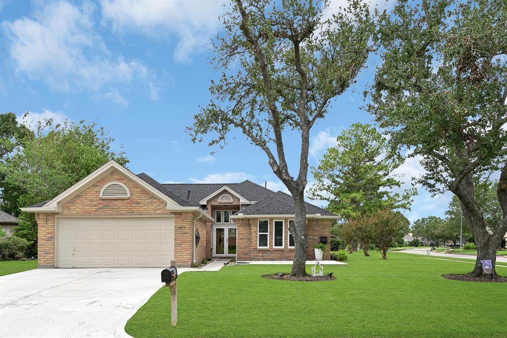 Primary Photo - 802 Birchview Ct