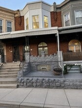 Building Photo - 919 S 50th St