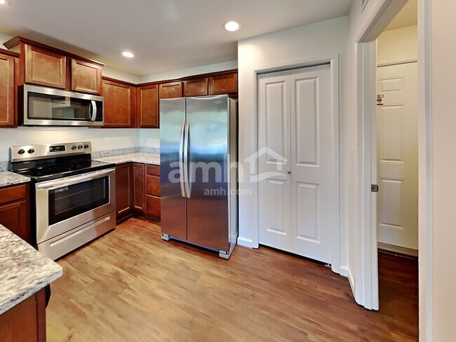 Foto del edificio - 16703 25th Ave Ct E