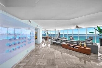 Building Photo - 16425 Collins Ave