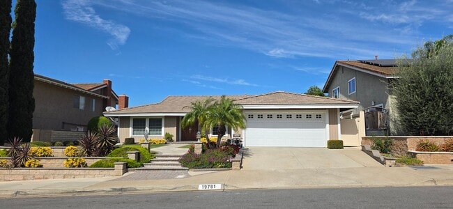 Building Photo - 19781 Venecia Ln