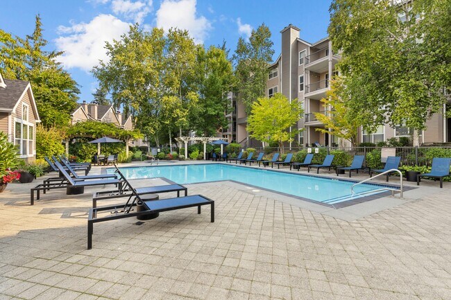 Building Photo - Highgrove