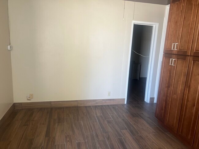 Foto del edificio - 3867 Jurupa Ave
