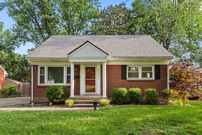 4 bedroom 2 bath house for rent in Brookhaven! - 4 bedroom 2 bath house for rent in Brookhaven!