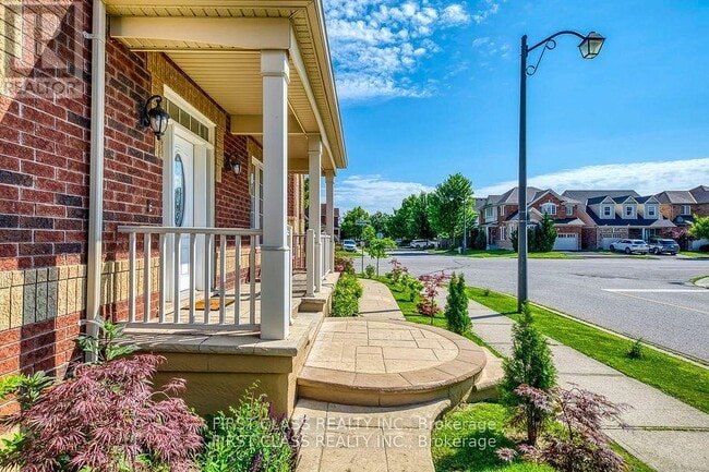 Building Photo - 720 Savoline Blvd