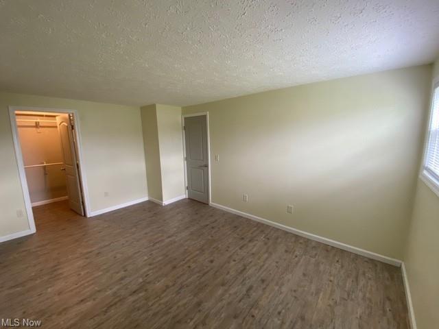 Building Photo - 930 Hostetler Rd