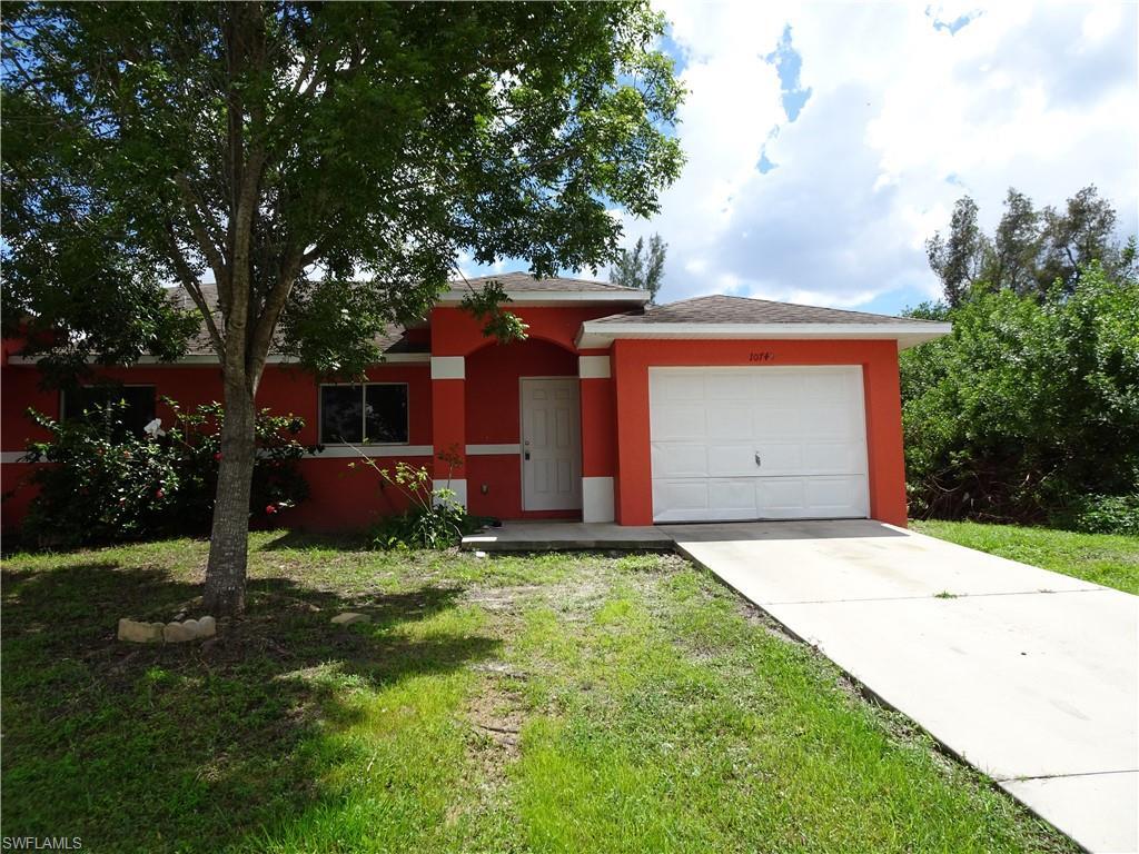 10743 Robinson St, Fort Myers, FL 33908 Townhouse for Rent in Fort