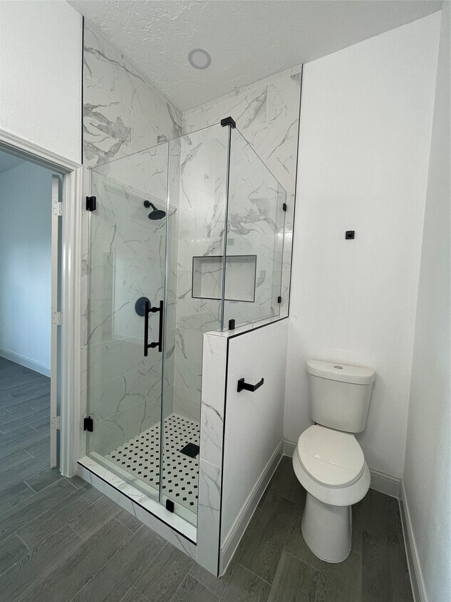 Foto del edificio - 1610 Rd 5729