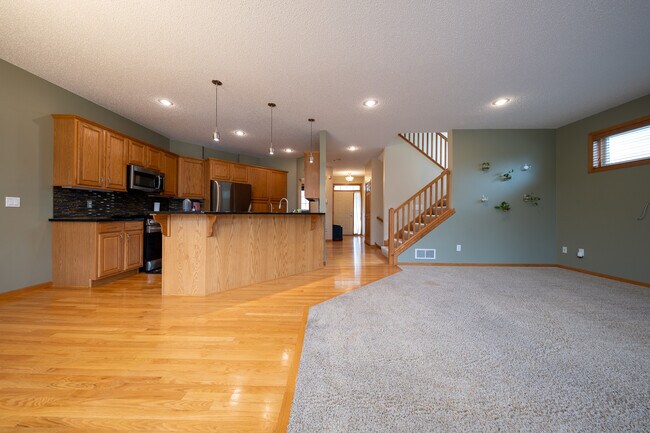 Foto del edificio - 2686 148th St W