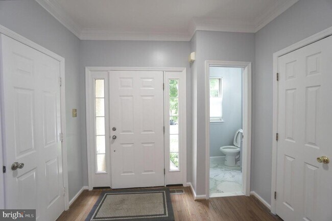 Foto del edificio - 75 Chadwick Cir