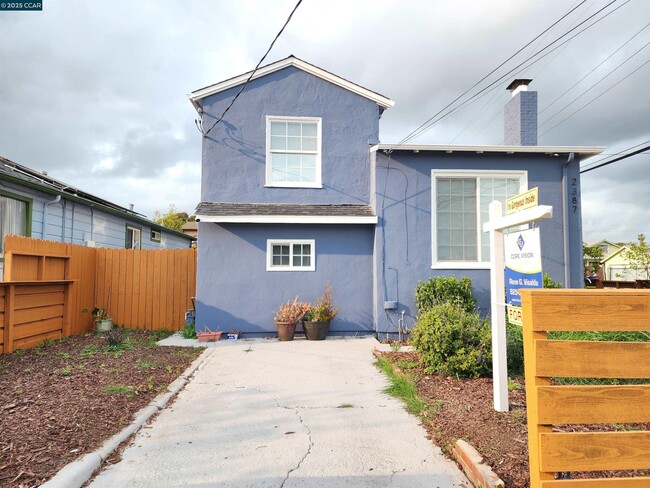 Foto del edificio - 2387 Humphrey Ave