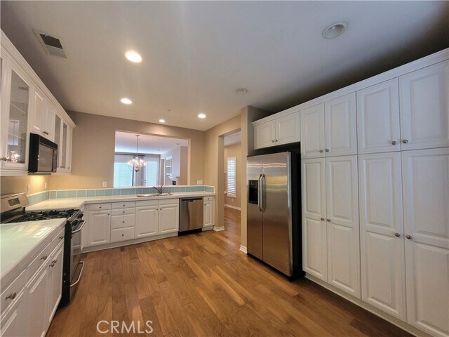 Foto del edificio - 4022 Sutton Ct