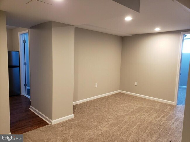 Foto del edificio - 5214 Kramme Ave