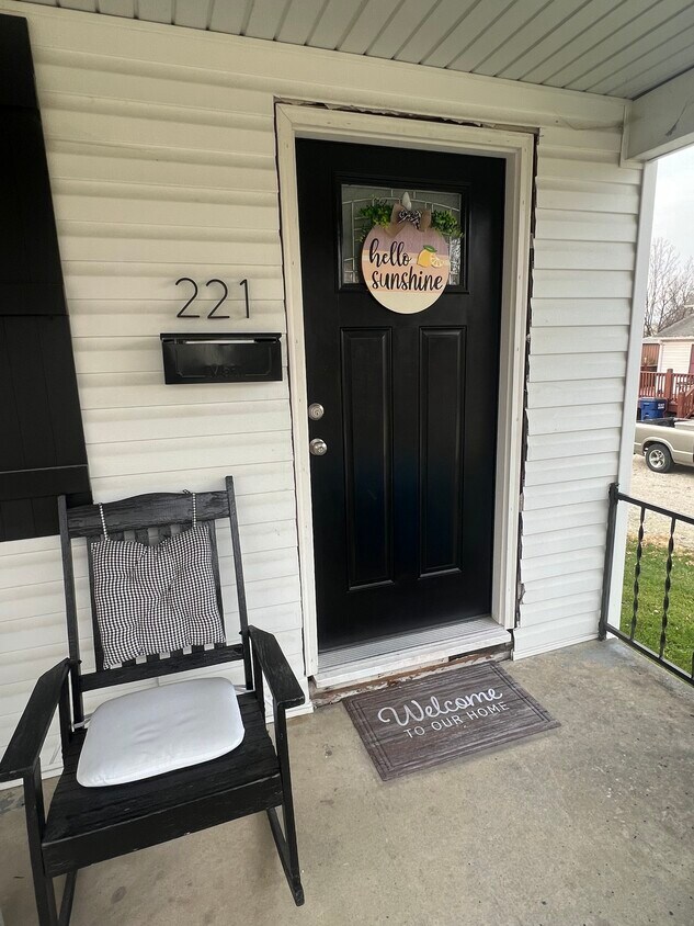 221 State Hwy 47, Warrenton, MO 63383 Townhome Rentals in Warrenton