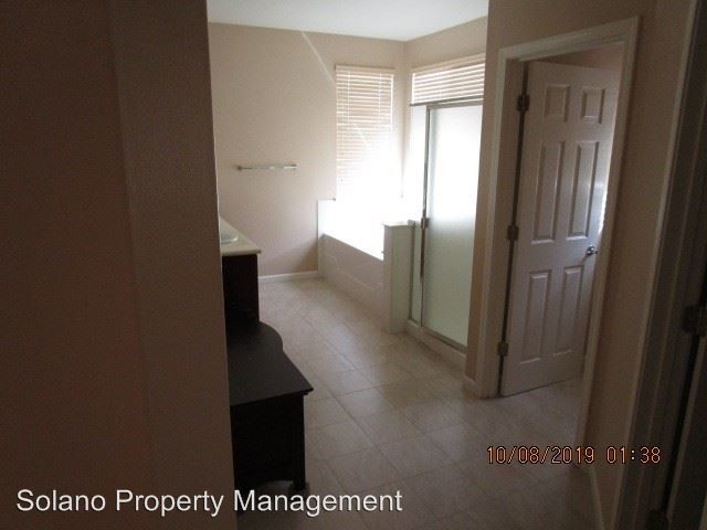 Building Photo - 5 br, 3 bath House - 2259 Campbell Cir.