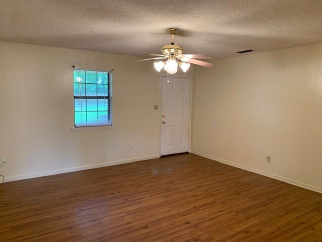 Foto del edificio - 3BD/2B located in Valdosta city limits.