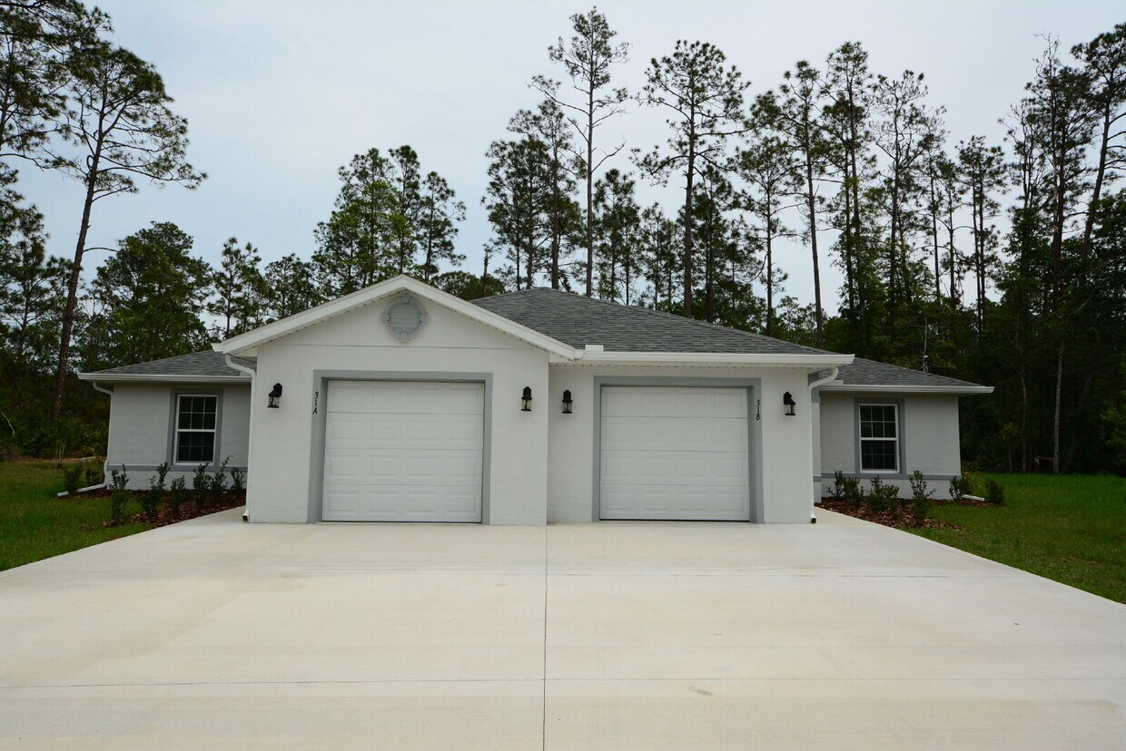 Primary Photo - "Charming 3-Bedroom Duplex with Granite El...