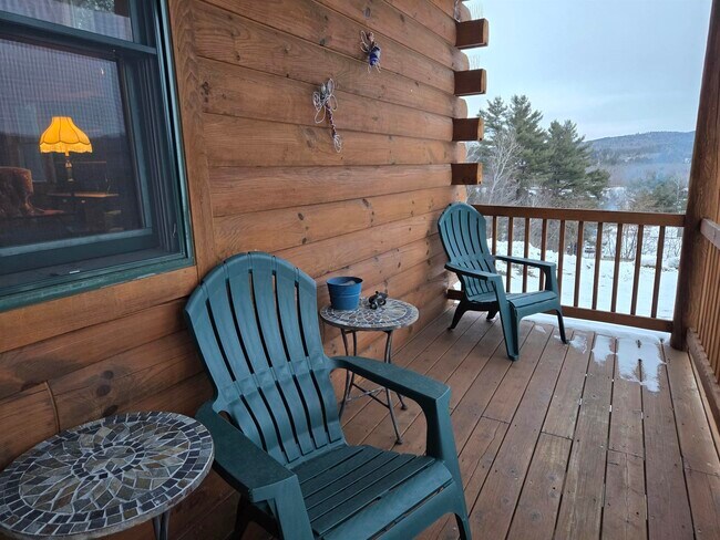 Foto del edificio - 18 Mirror Lk Hts