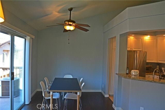 Building Photo - 246 Montana Del Lago Dr