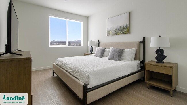Foto del edificio - 9235 W Russell Rd