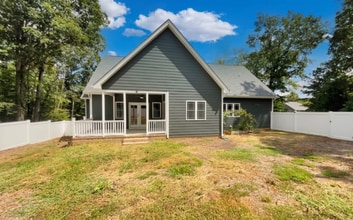 Building Photo - 2311 Branchway Creek Dr