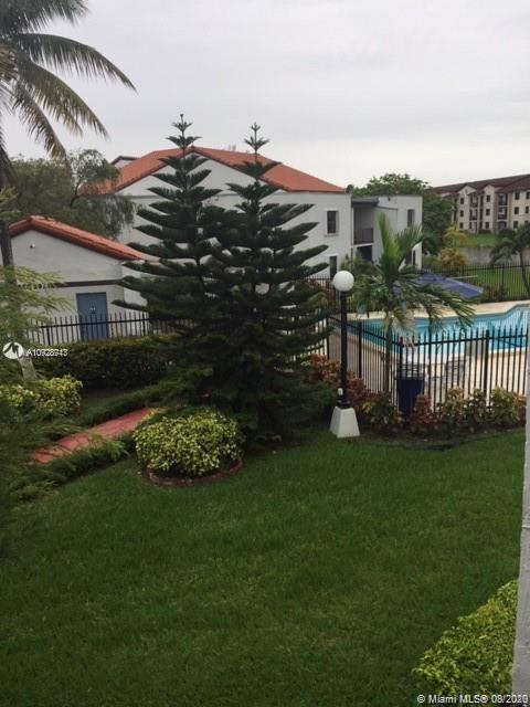 Primary Photo - 9425 Fontainebleau Blvd