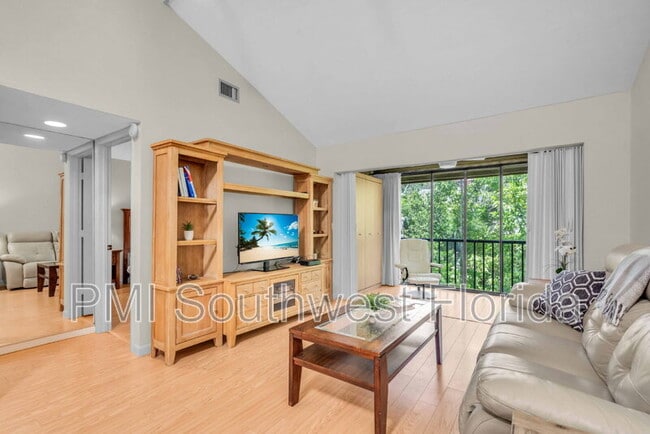 Foto del edificio - 1626 Brookhouse Dr