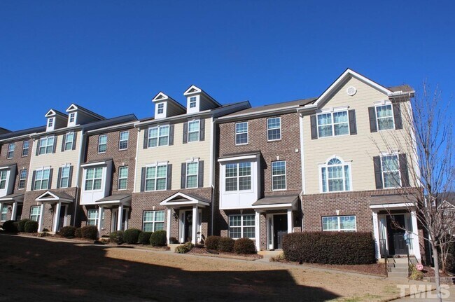 Building Photo - 6021 Kentworth Dr