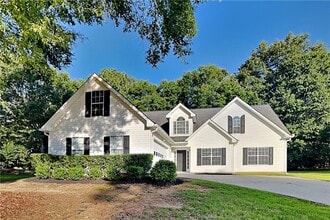 Building Photo - 7240 Coral Lake Dr