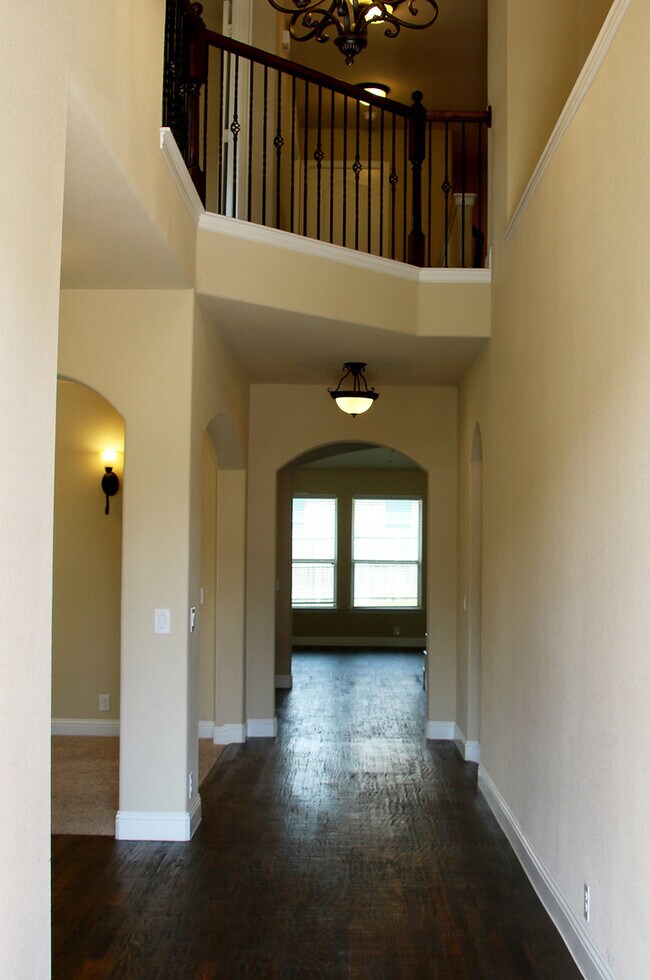Building Photo - Updated Beauty in Park Oaks – 4 Bed, 3.5 B...