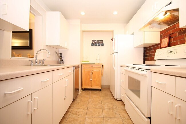Foto del edificio - 26 Greentree Ln