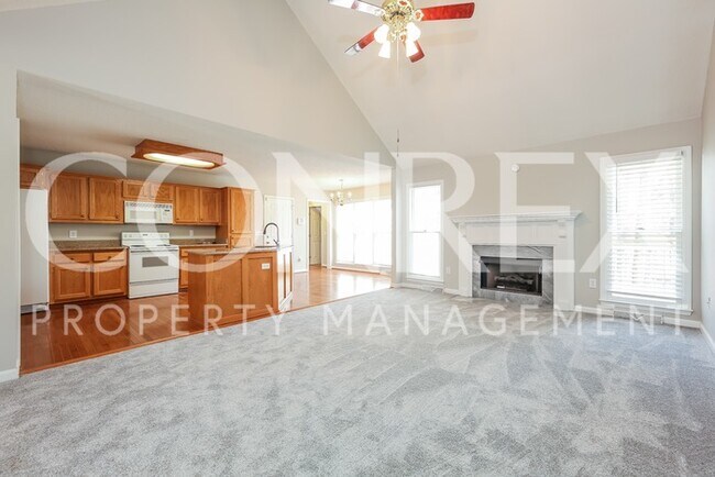 Building Photo - Amazing 3 Bedroom
