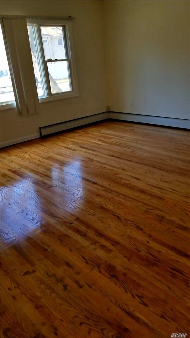 Foto del edificio - 89 N 16th St