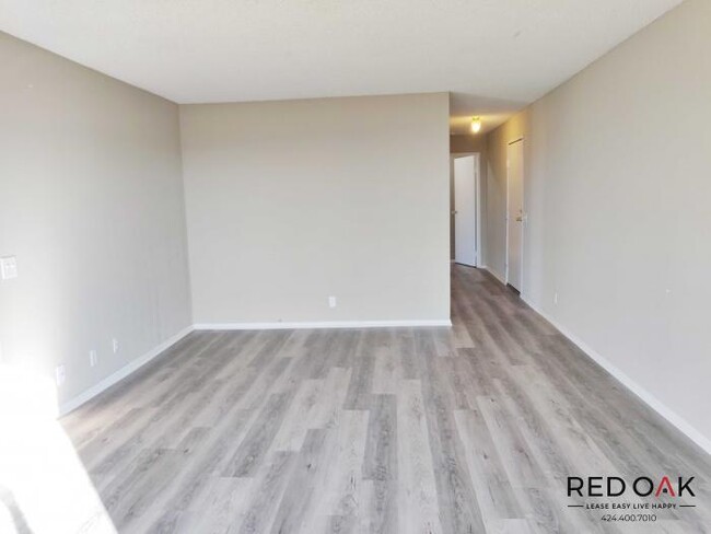 Building Photo - 2 bedroom in Los Angeles CA 91042