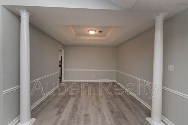 Building Photo - 2336 Helsinki Dr