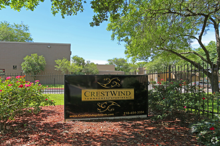 CrestWind Townhomes and Apartments Rentals - San Antonio, TX ...